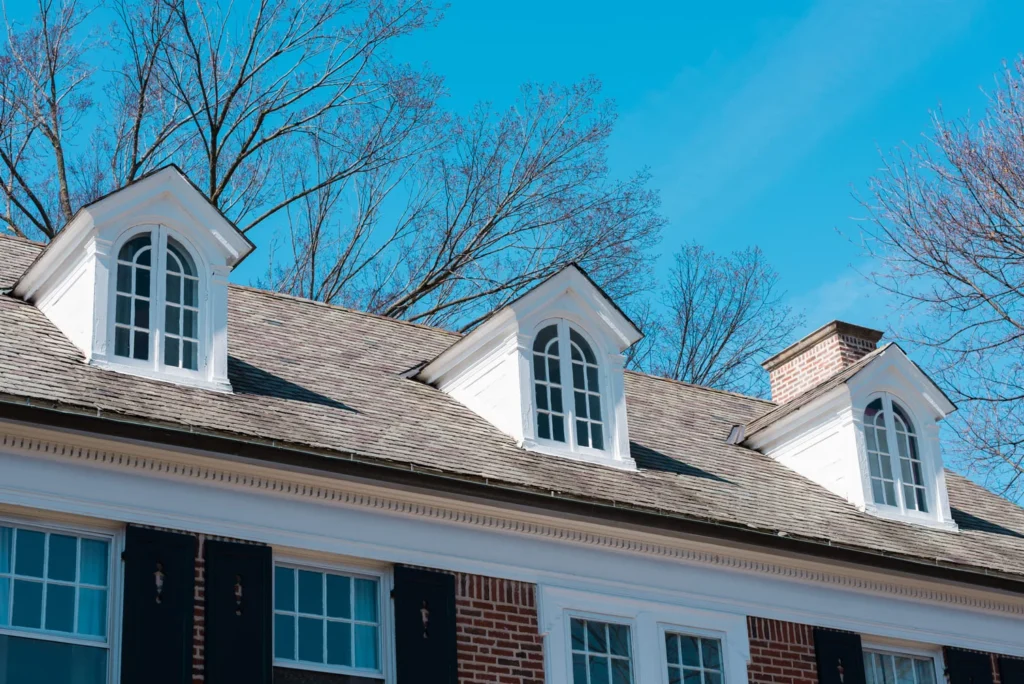 flat roof vs shingle roof in Memphis