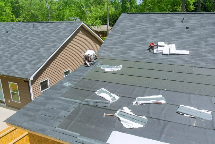 common roofing problems in Memphis homes