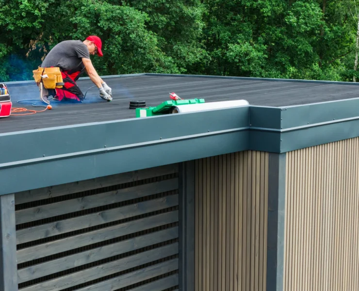 flat roof vs shingle roof in Memphis